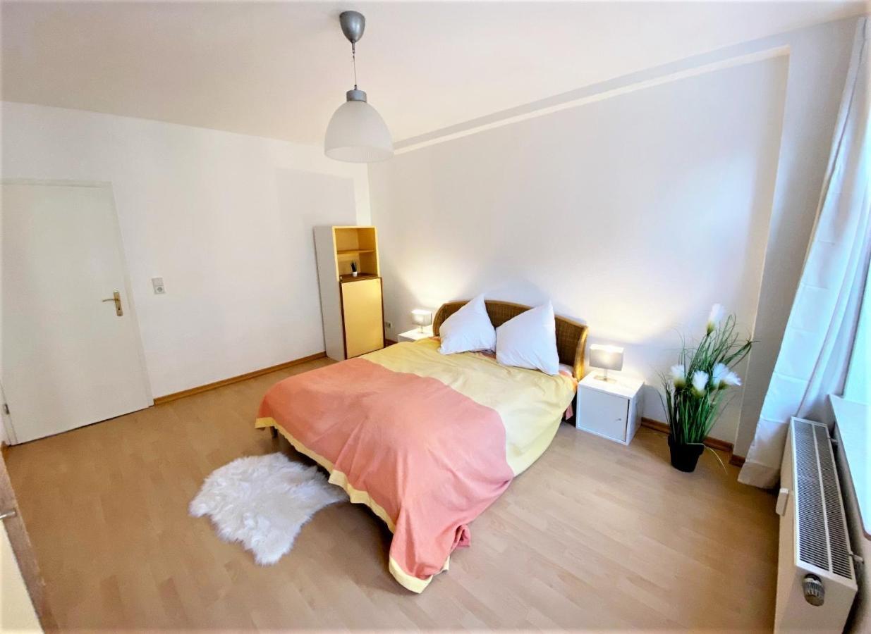 Schoene, Ruhige Zweiraumwohnung Im Angesagten Altlindenau Leipzig Exterior photo