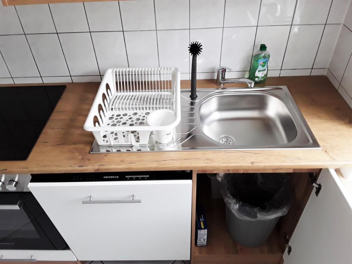 Schoene, Ruhige Zweiraumwohnung Im Angesagten Altlindenau Leipzig Exterior photo